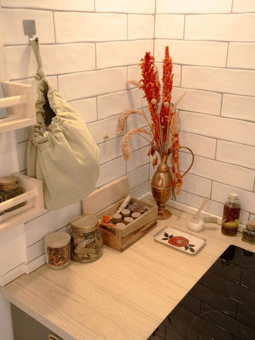 Charming 1br With Terrace Praca Flores | By Airnest Lisboa