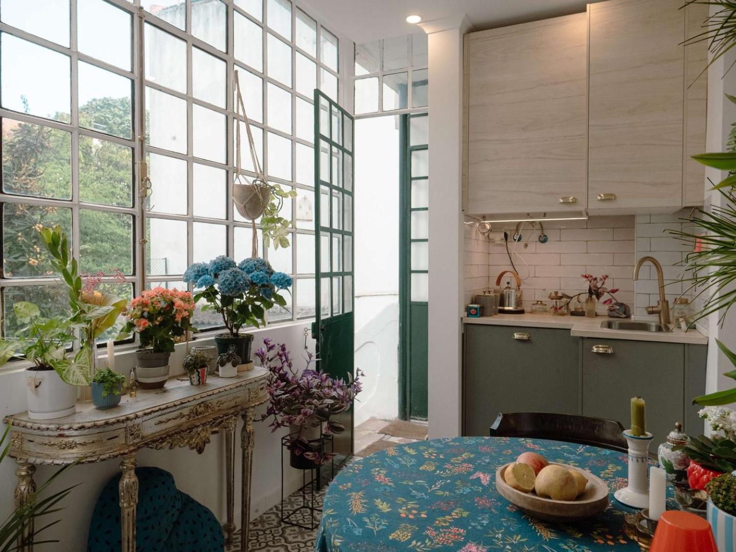 Apartamento Charming 1br With Terrace Praca Flores | By Airnest *