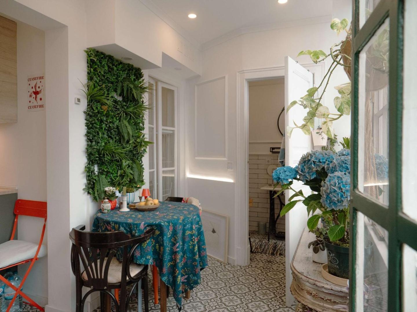Apartamento Charming 1br With Terrace Praca Flores | By Airnest *
